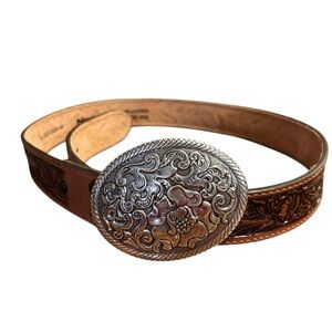 Nocona Ladies Belle Forche Tooled Brown Belt Size M(34”) Floral Buckle USA Made